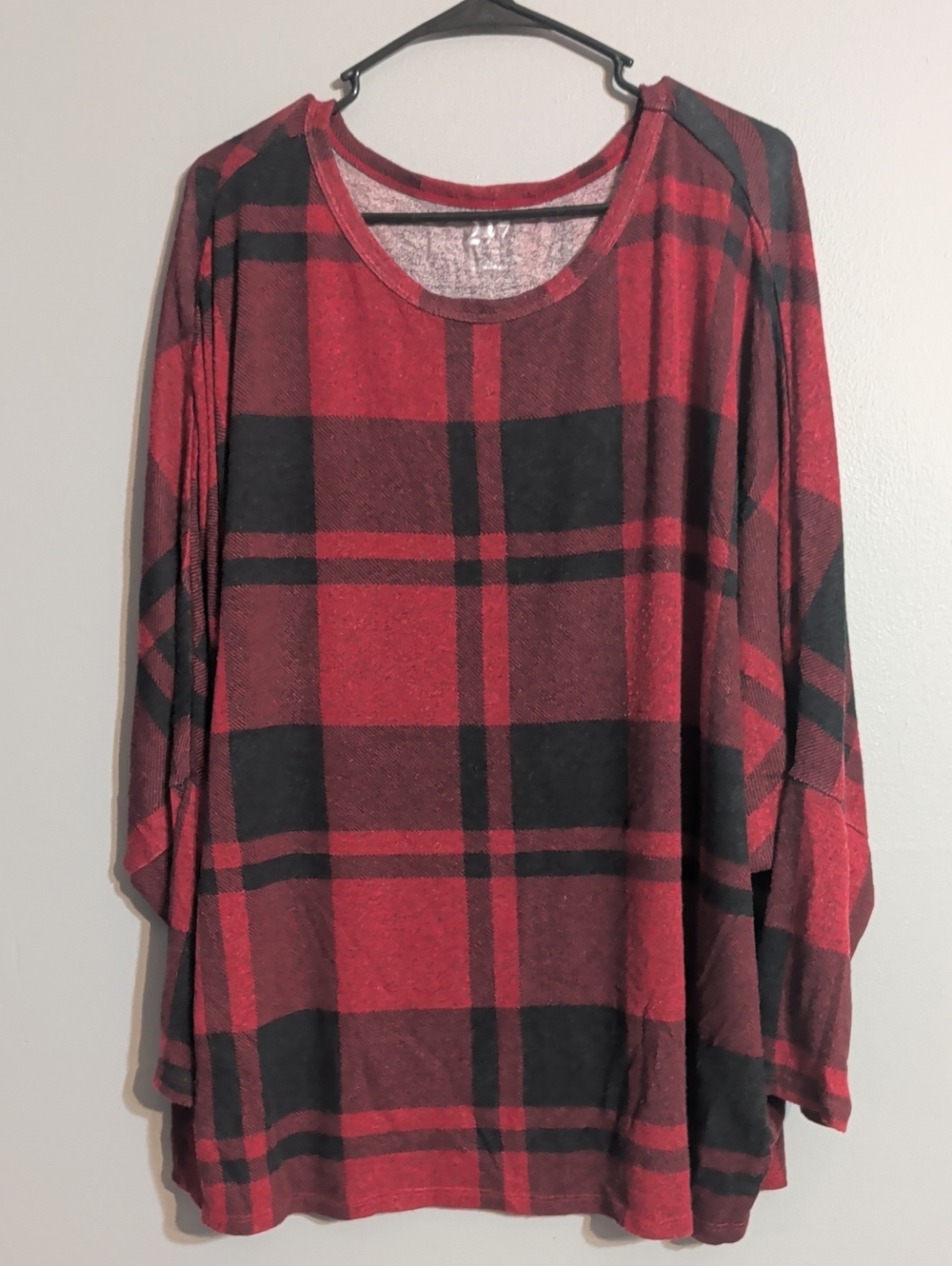 Relaxed Plaid Tunic Top in Red & Black